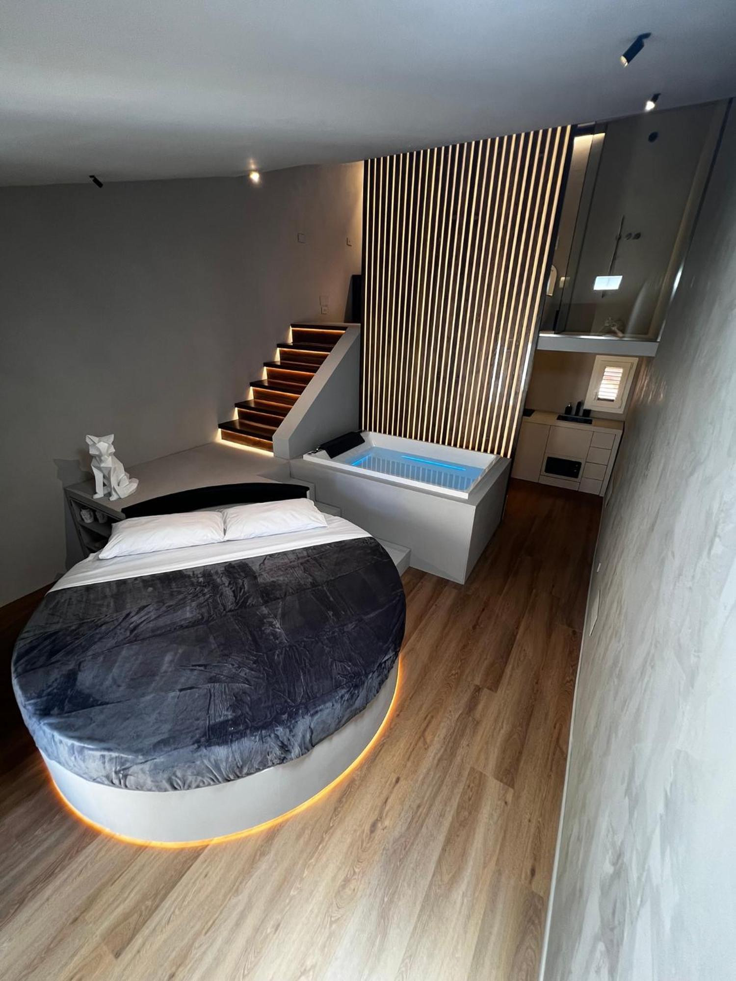 Renard Suite تْشيفالو المظهر الخارجي الصورة