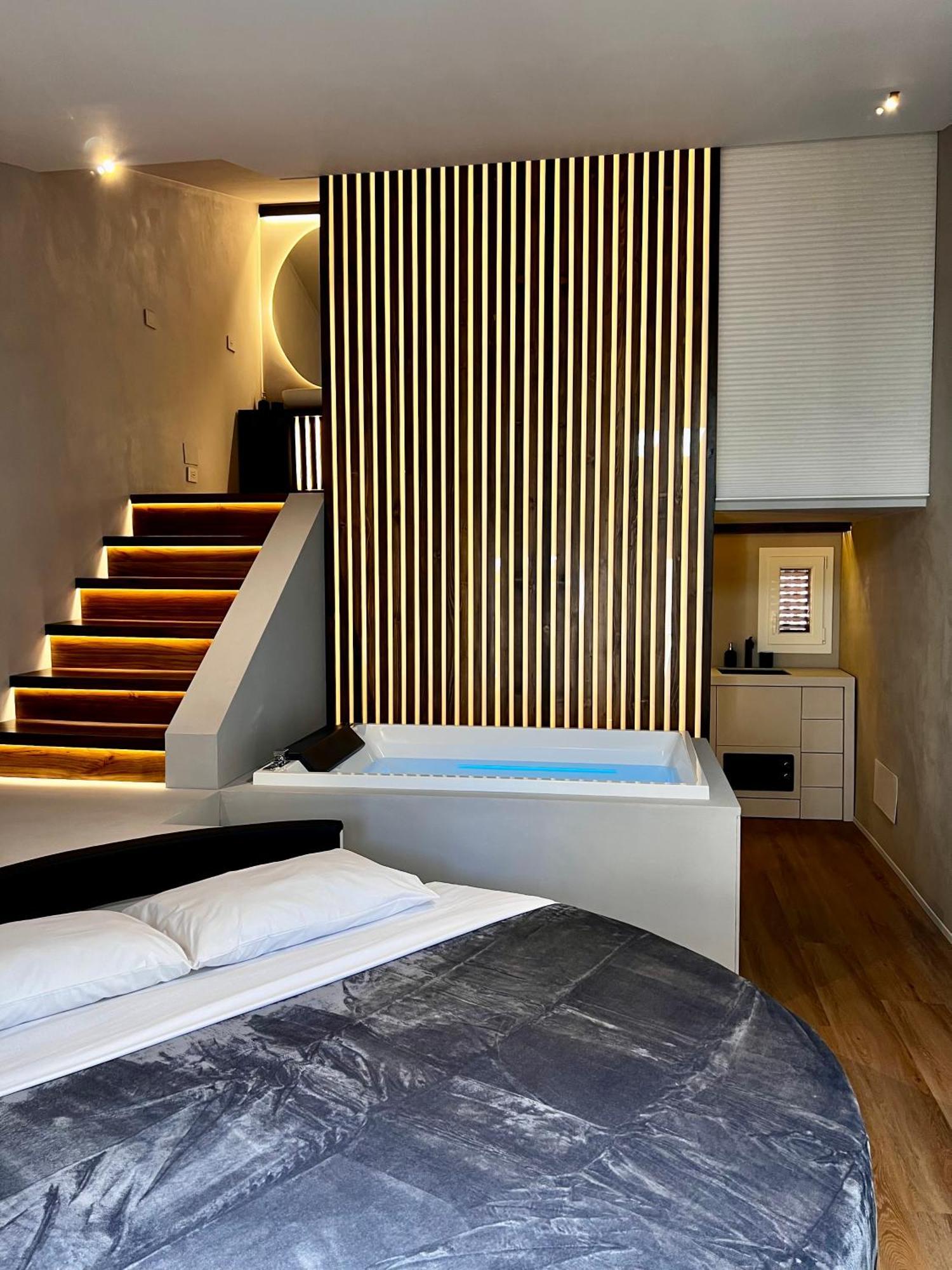 Renard Suite تْشيفالو المظهر الخارجي الصورة