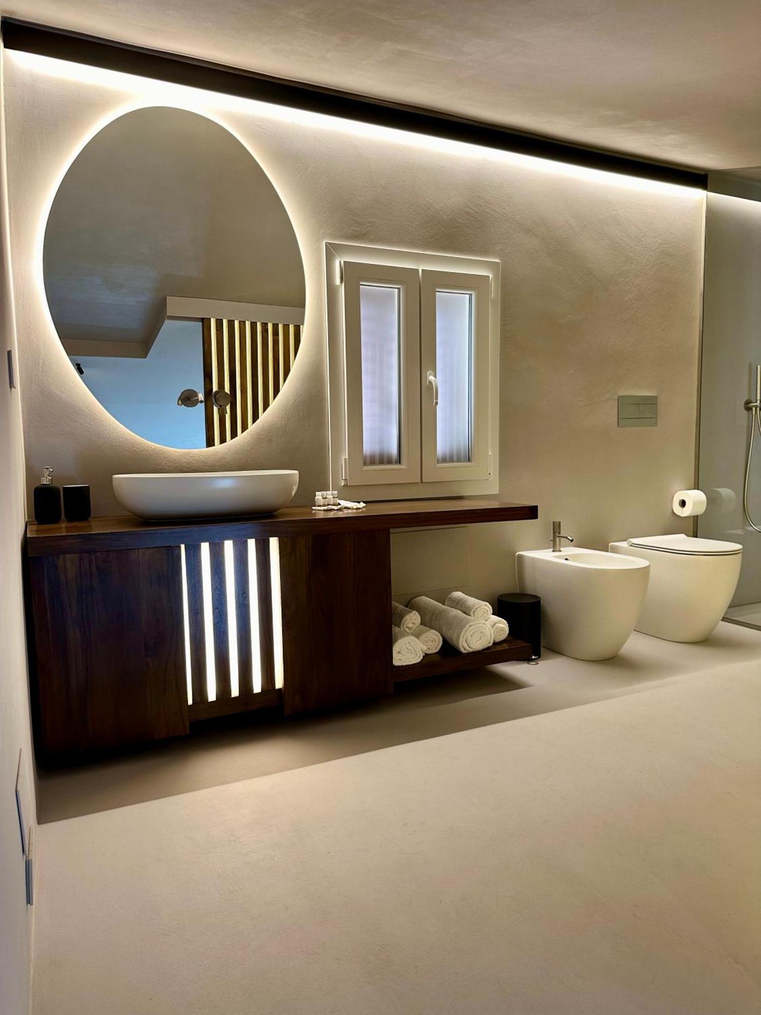Renard Suite تْشيفالو المظهر الخارجي الصورة